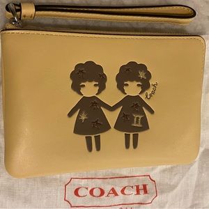 Coach Wristlet w/Gemini Vanilla Silver Limited Edition